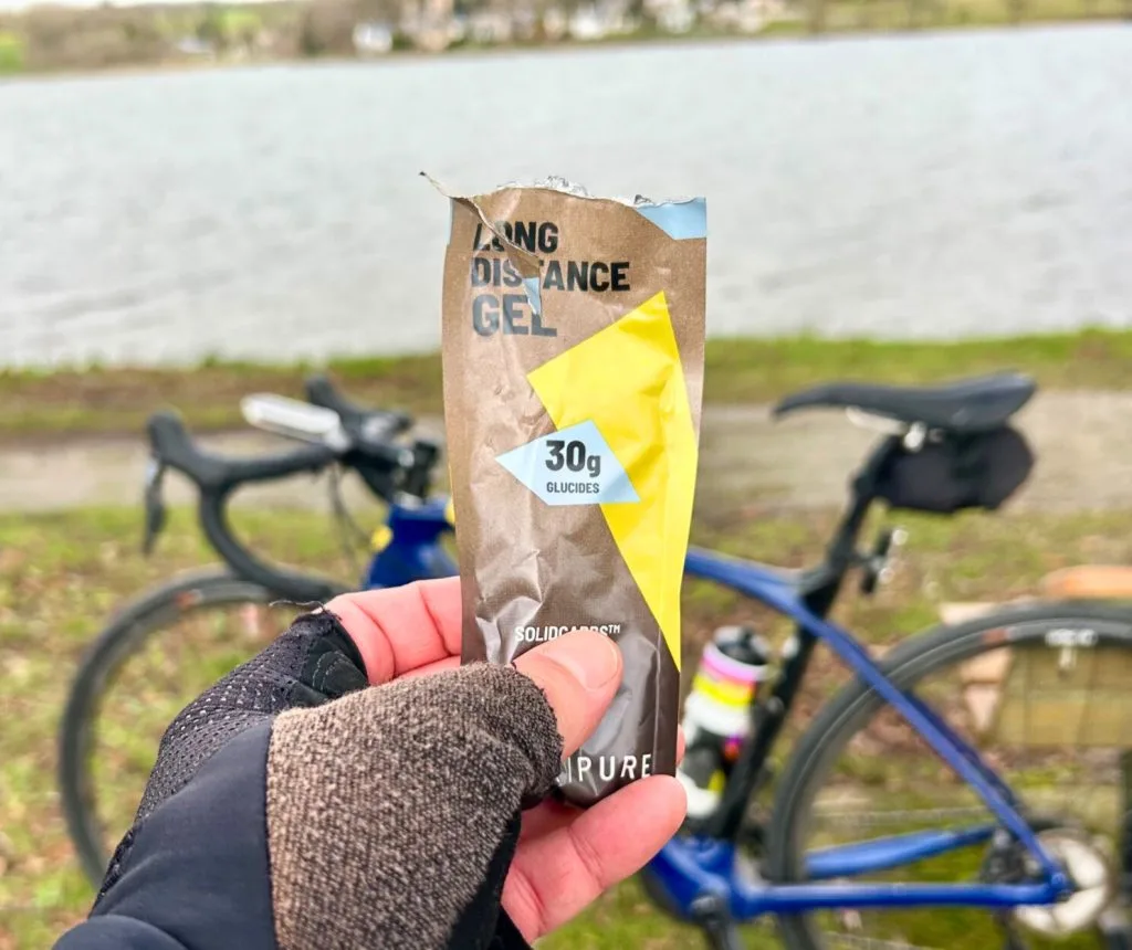 Gel Nutripure utilisé en sortie vélo 3 heures stratégie 60 g glucides par heure